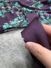 فلورل سلک ساٹن اسٹریچ فیبرک